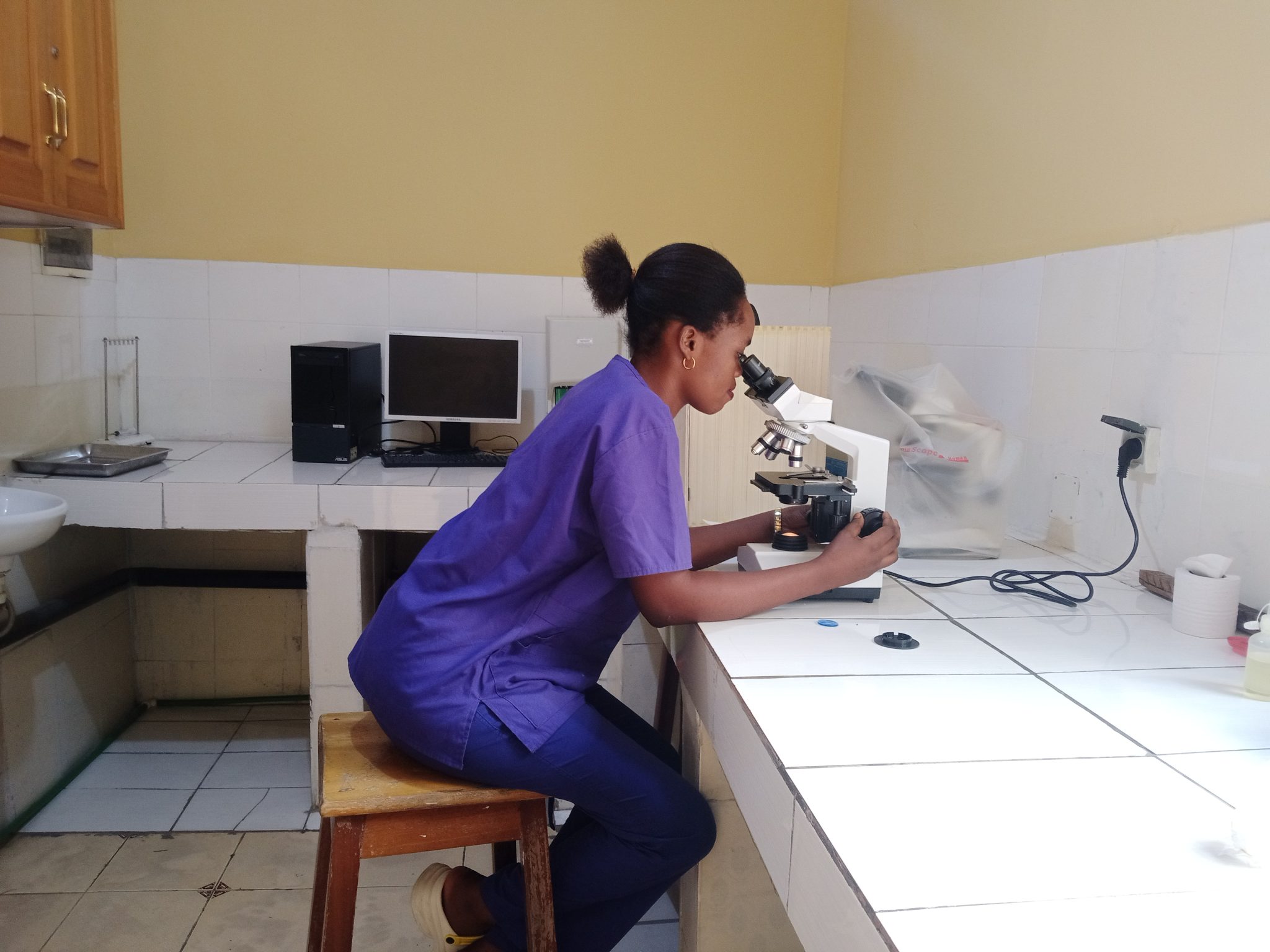 Dotation de FisPro en équipements médicaux par Fistula Foundation ...